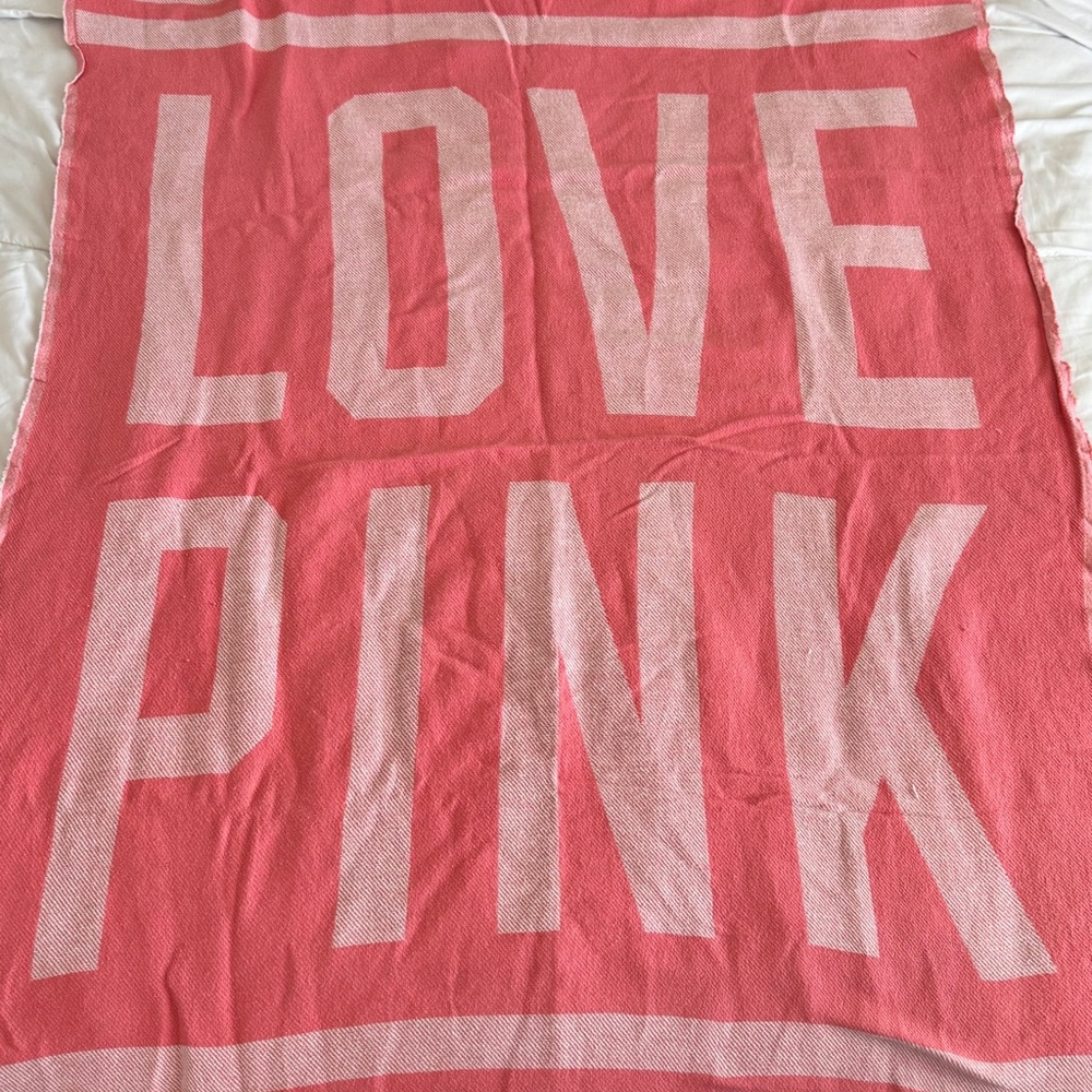 🌺Victoria’s Secret PINK Blanket🌺